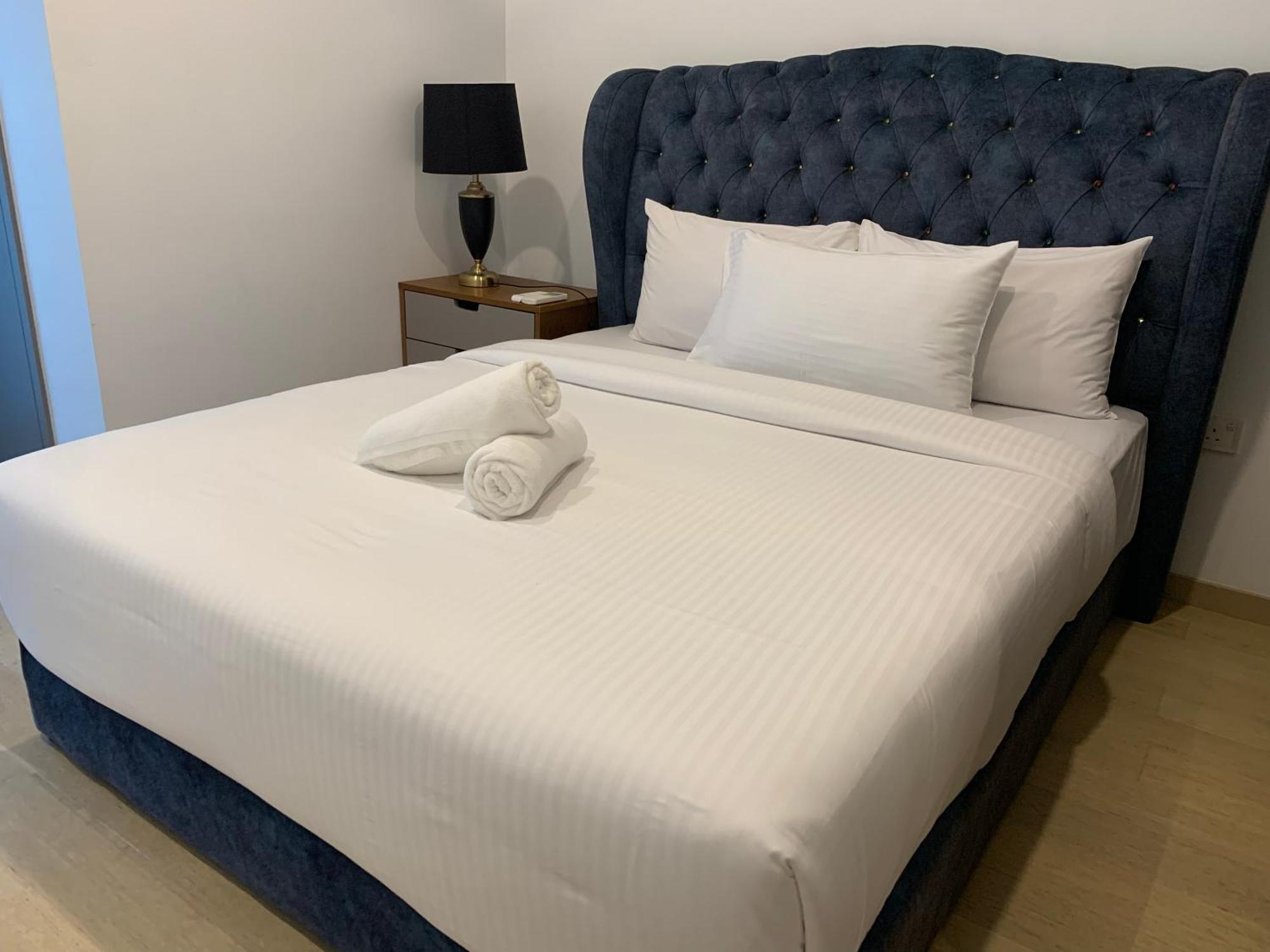 Apartment Eaton Residences Klcc At Leo Kuala Lumpur