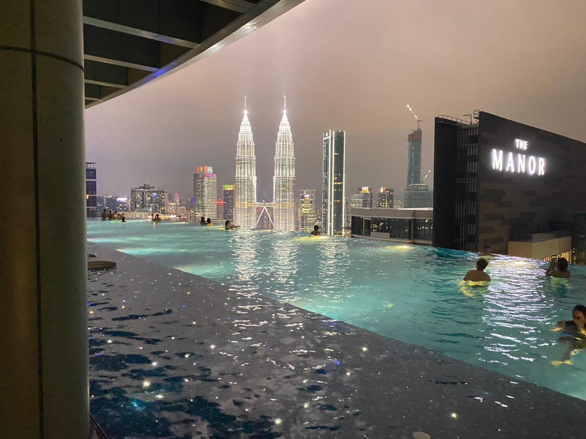 Pangsapuri Eaton Residences Klcc At Leo Kuala Lumpur