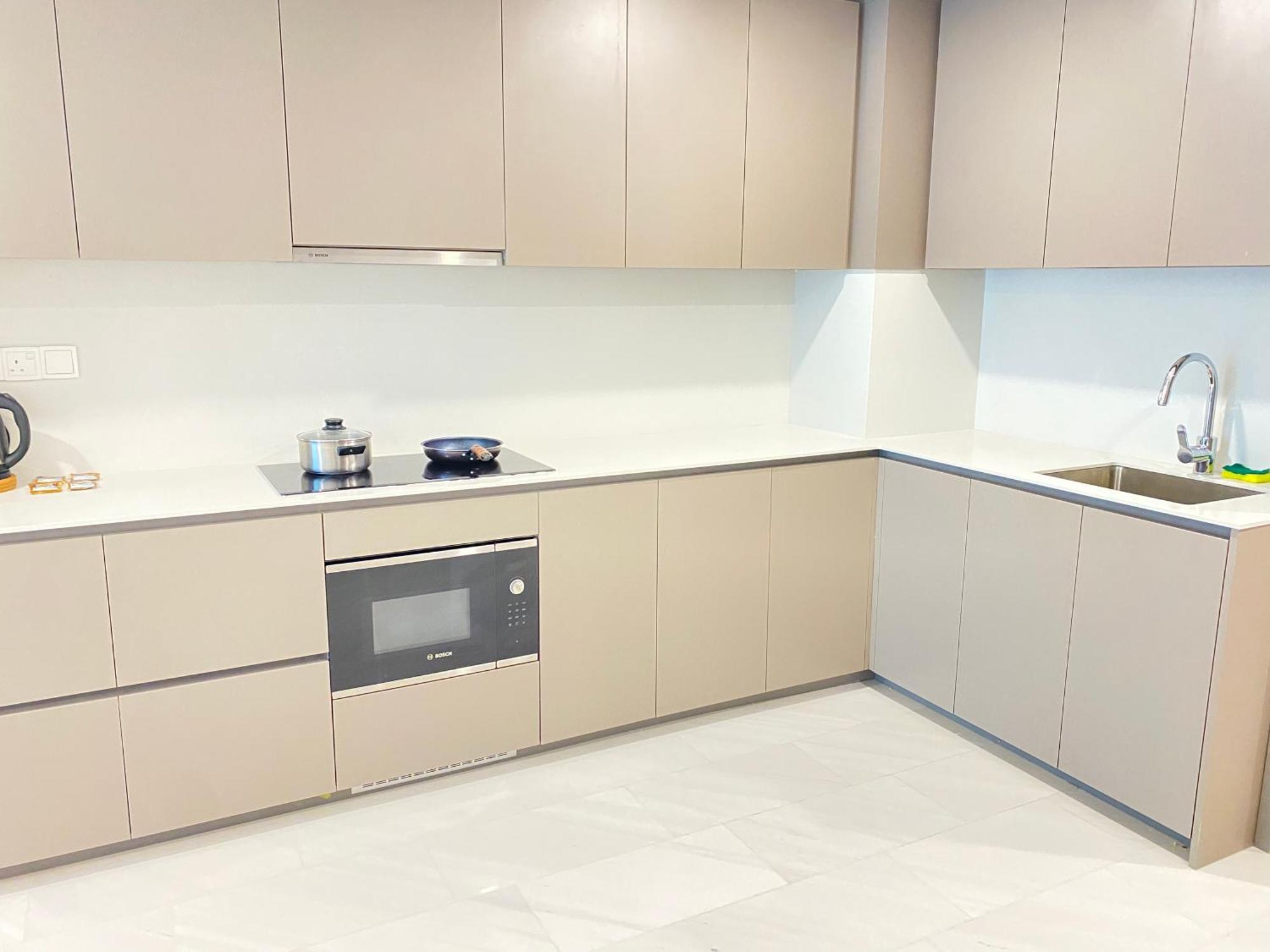 Eaton Residences Klcc At Leo * Kuala Lumpur
