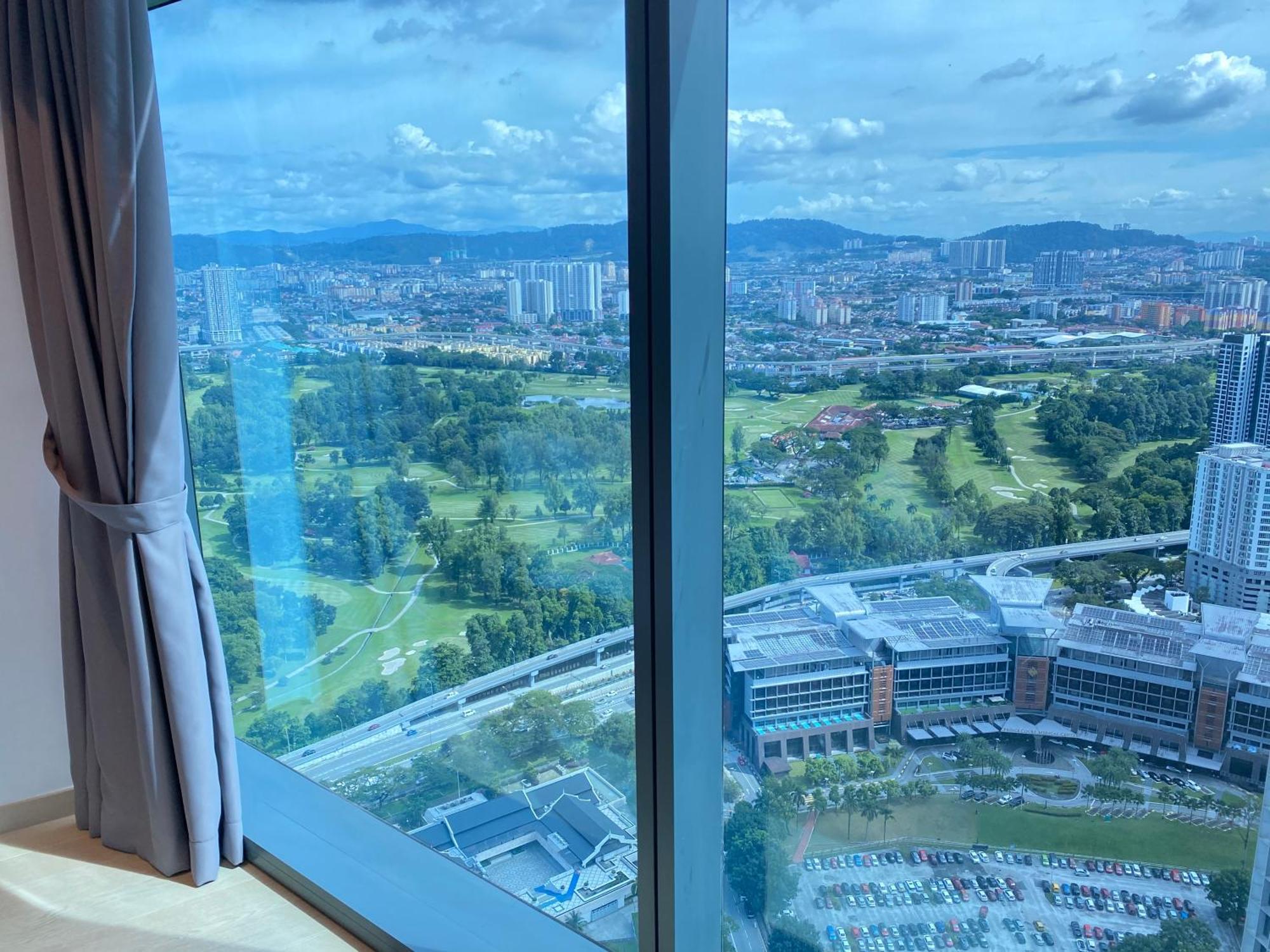 Eaton Residences Klcc At Leo Pangsapuri Kuala Lumpur